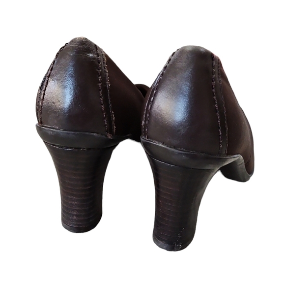 Worthington Chocolate Brown Fabric Upper 2.5in Slip on Heels Size 5 - Picture 3 of 10